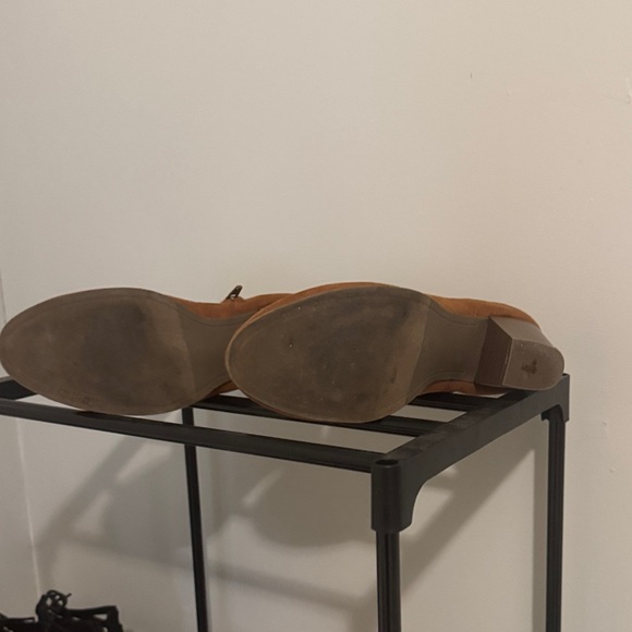 Old Navy Tan Suede Stacked Heel Ankle Booties - Picture 3 of 3